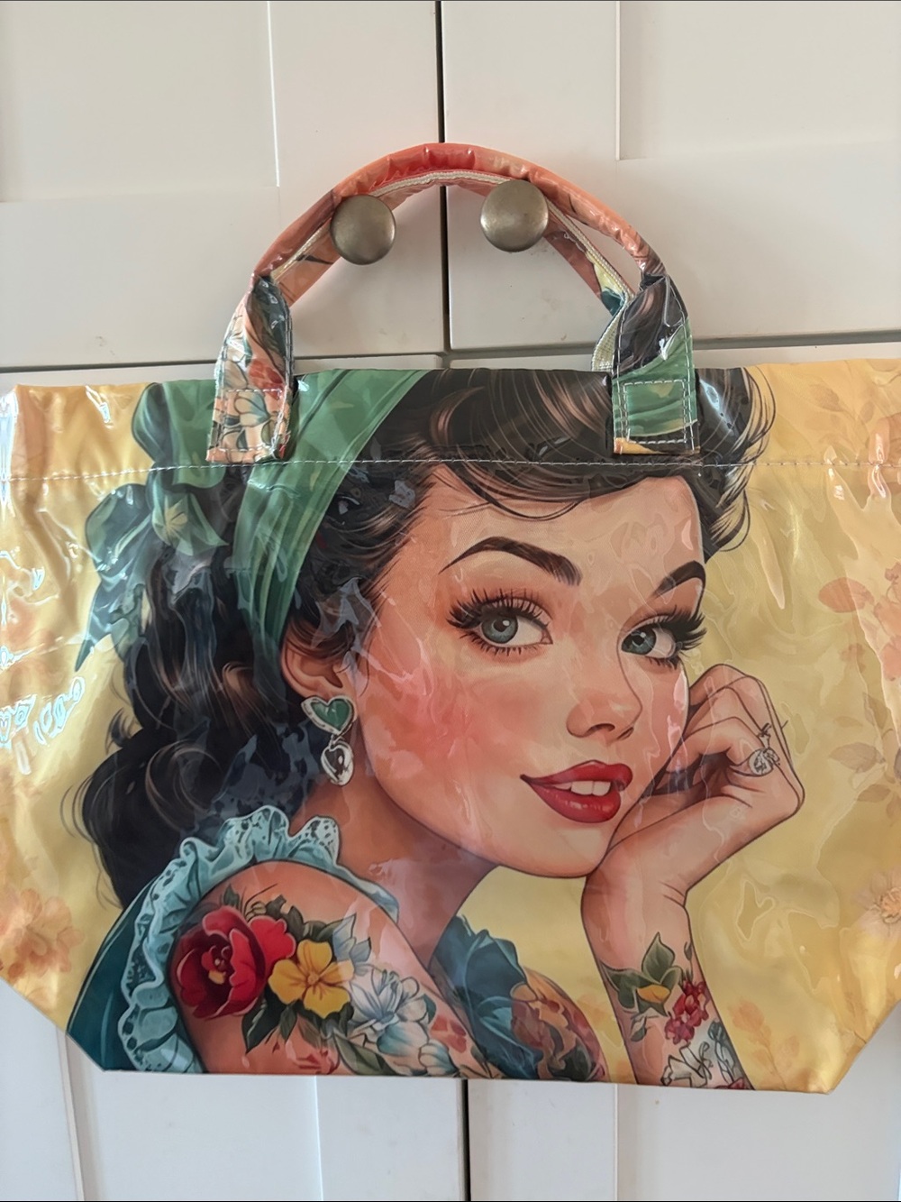 Vintage Pin-Up Vinyl Tote Bag in Multicolor Gorgeous New Vinyl Bag Large
